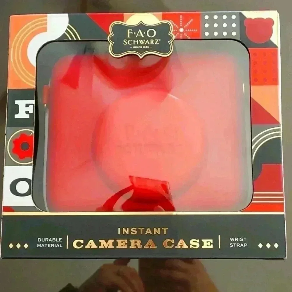 F.A.O SCHWARTZ CAMERA CASE